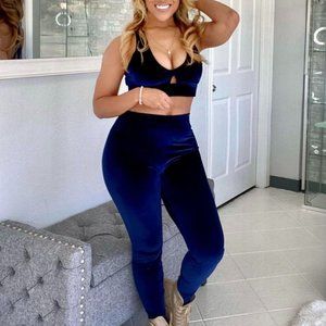 NWT - Fabletics velour super-plush leggings in 'Deep Navy' / Women's Large